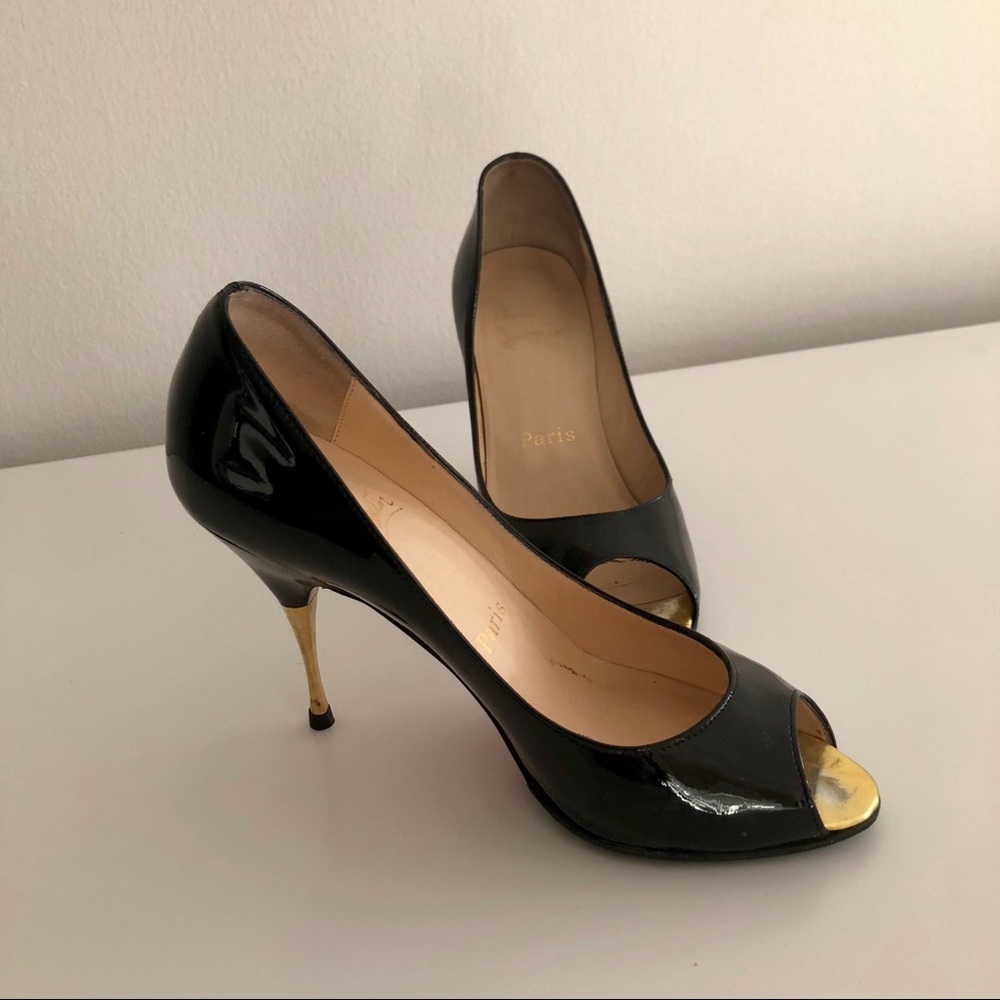 Christian Louboutin Open Toe Heels - Black/Gold